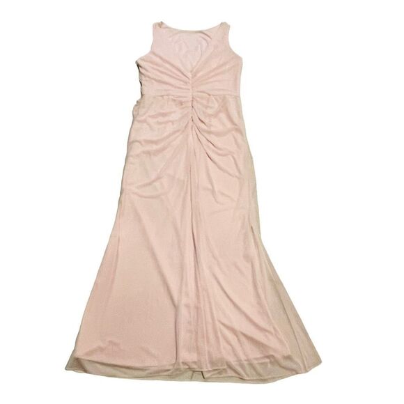 David's Bridal F19946 Petal Bridesmaid Dress - 14 - Picture 8 of 16